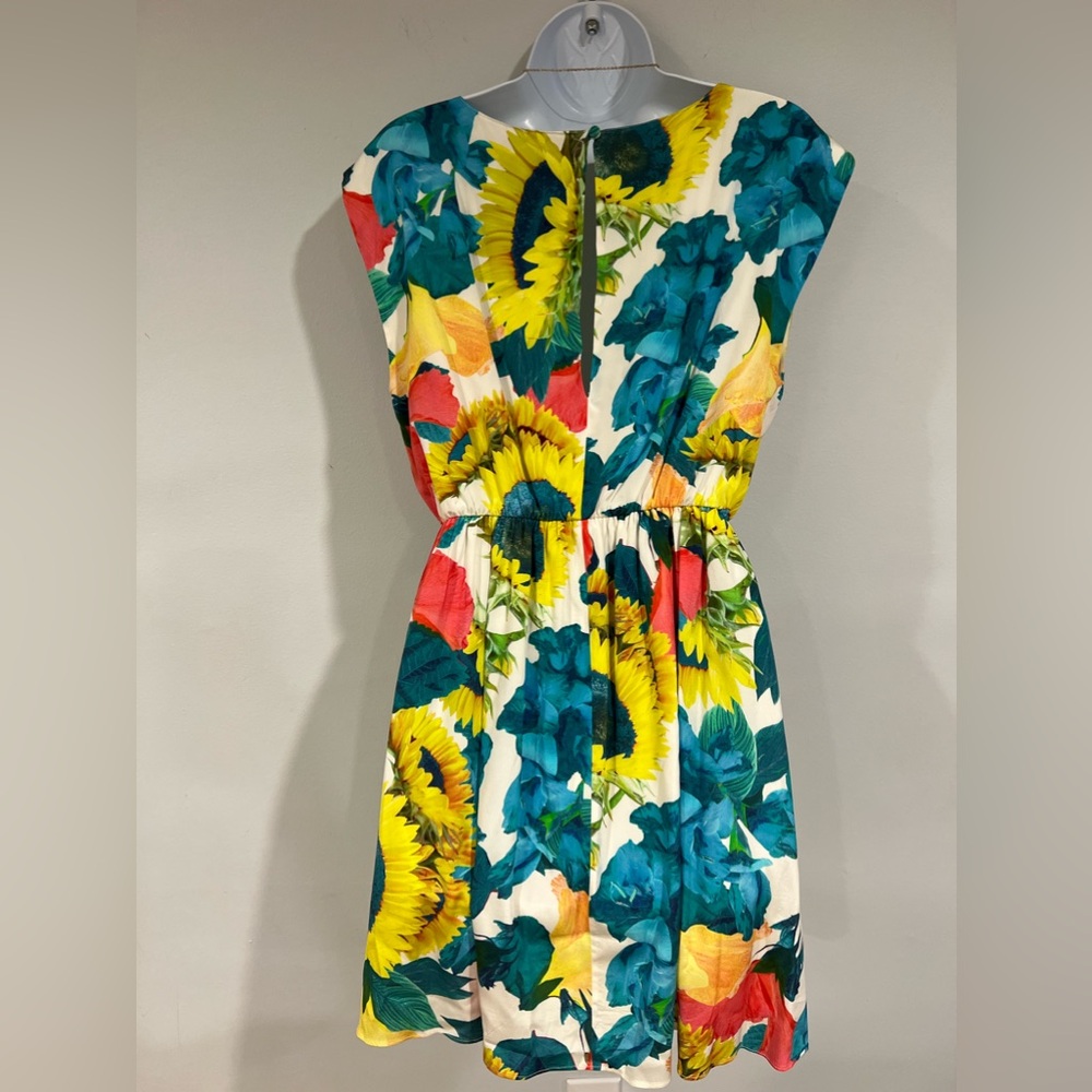 Alice + Olivia Alissa Sunflower Floral Print  Silk Dress - Picture 11 of 15